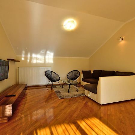Apartment Olga-5 By Interhome Banjol Екстер'єр фото