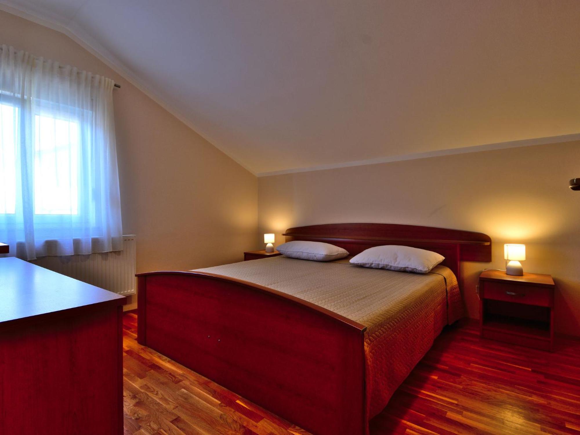 Apartment Olga-5 By Interhome Banjol Екстер'єр фото